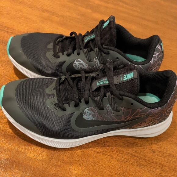 Nike Downshifter 9 Rebel 'Black White Blue' 4Y - Picture 3 of 7